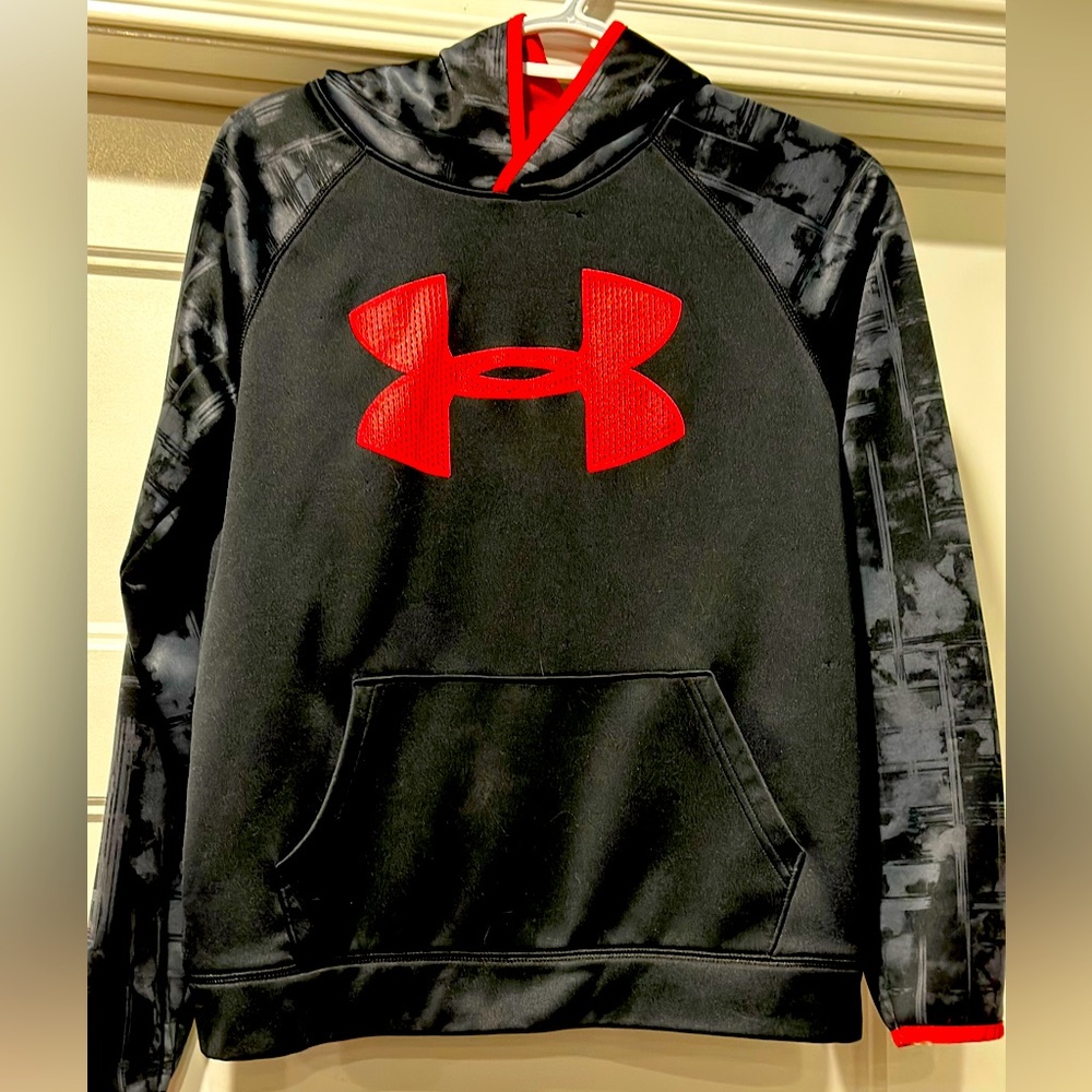 Boys Under Armour Hoodie. Size Large